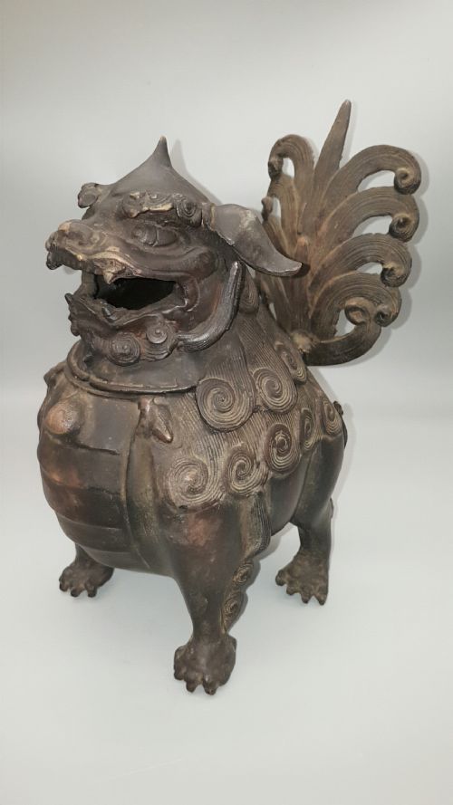CHINESE QING 19THC BRONZE TEMPLE LION INCENSE BURNER - ADDITIONAL PHOTO 5