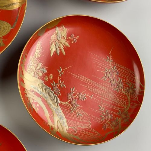 BEAUTIFUL JAPANESE MEIJITAISHO EARLY 20THC SET OF 5 LARGE VERMILLION LACQUER BOWLS - ADDITIONAL PHOTO 3