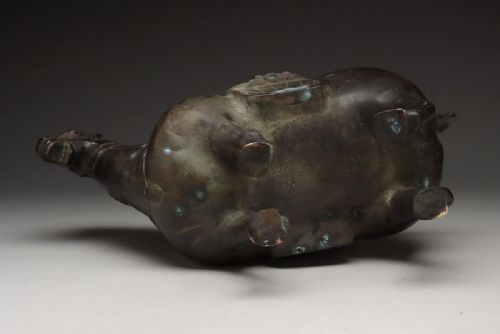CHINESE ANTIQUE EARLY 20THC HEAVY TANG WARRIOR BRONZE WAR HORSE - ADDITIONAL PHOTO 10