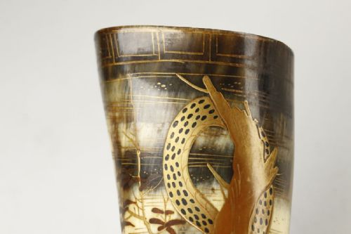 RARE JAPANESE MEIJI EARLY 20THC PAIR OF LACQUERED OX HORN FLOWER VASES - ADDITIONAL PHOTO 8