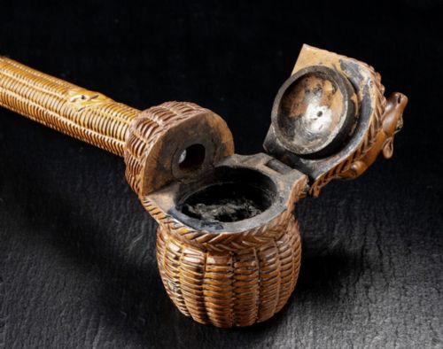 RARE JAPANESE MEIJI EARLY 20THC CARVED WOODEN NEZUMI YATATE BRUSH - ADDITIONAL PHOTO 3