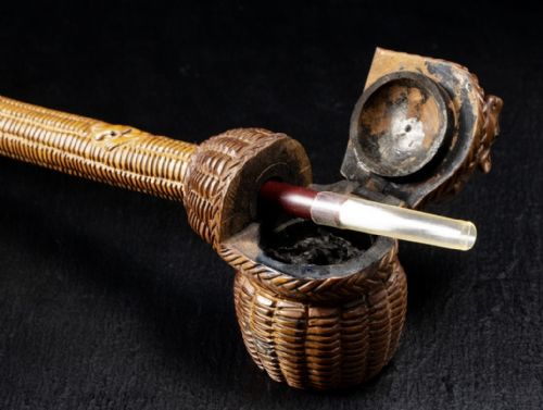 RARE JAPANESE MEIJI EARLY 20THC CARVED WOODEN NEZUMI YATATE BRUSH - ADDITIONAL PHOTO 4