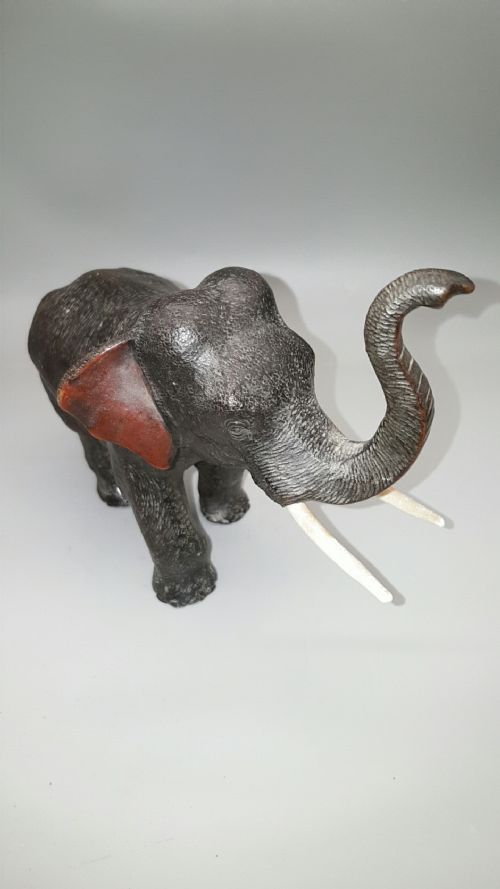 JAPANESE MEIJI EARLY 20THC SMALL BRONZE ELEPHANT - ADDITIONAL PHOTO 2
