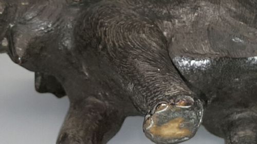 JAPANESE MEIJI EARLY 20THC SMALL BRONZE ELEPHANT - ADDITIONAL PHOTO 6