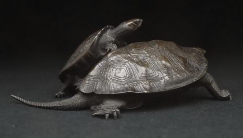 EXQUISITE JAPANESE MEIJI EARLY 20THC BRONZE OF TWO TURTLES BISHIN - ADDITIONAL PHOTO 1