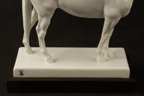 RARE MEISSEN VINTAGE 1938 PORCELAIN HORSE FIGURINE HORSE ALCHEMIST ERICH OEHME - ADDITIONAL PHOTO 8