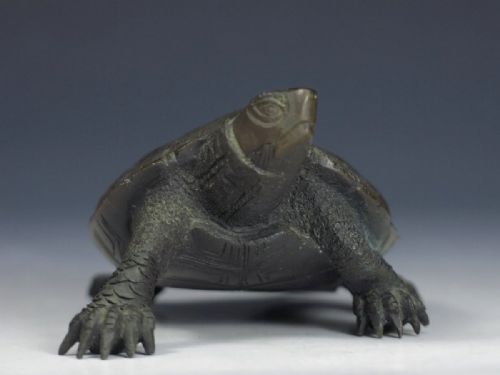 CHARMING JAPANESE MEIJI EARLY 20THC SMALL BRONZE TURTLE BISHIN - ADDITIONAL PHOTO 6
