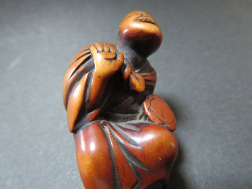 SUPERB JAPANESE EDO EARLY 19THC BOXWOOD NETSUKE DANCER MIWA - ADDITIONAL PHOTO 4
