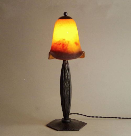 HANDSOME FRENCH ART DECO 1920S30S DEGUE WROUGHT IRON TABLE LAMP - ADDITIONAL PHOTO 2