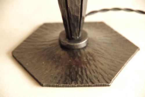 HANDSOME FRENCH ART DECO 1920S30S DEGUE WROUGHT IRON TABLE LAMP - ADDITIONAL PHOTO 8