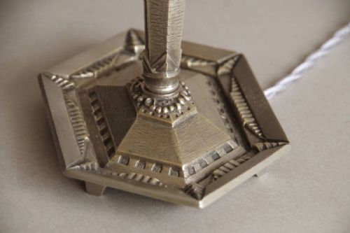 STRIKING FRENCH ART DECO 1930S NICKEL TABLE LAMP MULLER BROS SHADE - ADDITIONAL PHOTO 5