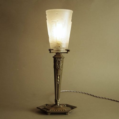 STRIKING FRENCH ART DECO 1930S NICKEL TABLE LAMP MULLER BROS SHADE - ADDITIONAL PHOTO 8