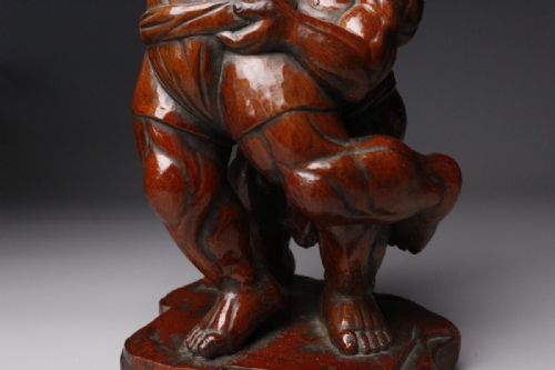 JAPANESE EDO 19THC LACQUERED WOODEN STATUE OKIMONO SUMO WRESTLERS - ADDITIONAL PHOTO 10
