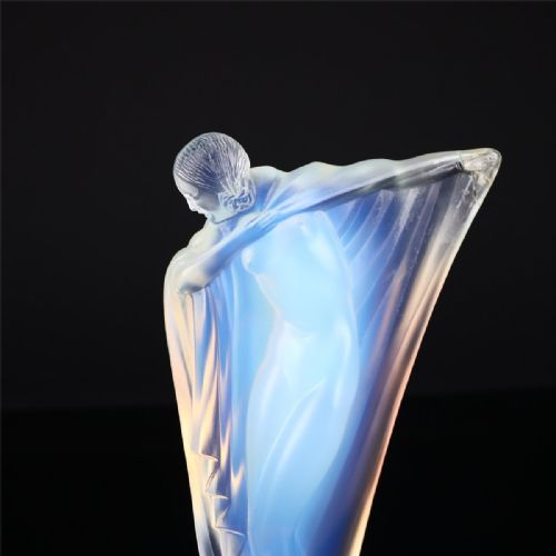 EXQUISITE FRENCH ART DECO CA 1932 ETLING NUE AU BRAS TENDU OPALESCENT GLASS FIGURINE LUCILLE SEVIN - ADDITIONAL PHOTO 1