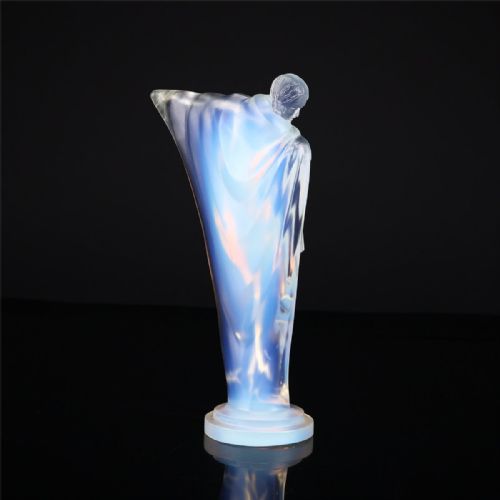 EXQUISITE FRENCH ART DECO CA 1932 ETLING NUE AU BRAS TENDU OPALESCENT GLASS FIGURINE LUCILLE SEVIN - ADDITIONAL PHOTO 4