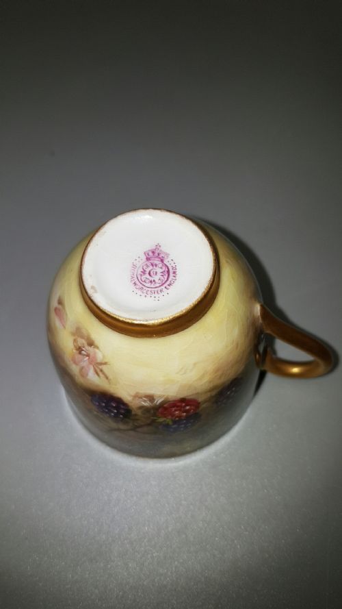 ROYAL WORCESTER PAINTED FRUIT MINIATURE CUP AND SAUCER GILT INTERIOR SETBRIGHT - ADDITIONAL PHOTO 6