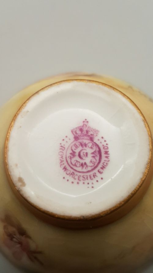 ROYAL WORCESTER PAINTED FRUIT MINIATURE CUP AND SAUCER GILT INTERIOR SETBRIGHT - ADDITIONAL PHOTO 7