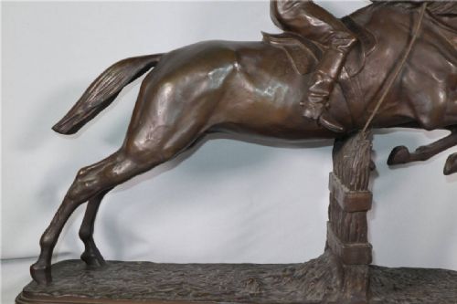 MAGNIFICENT FRENCH ANTIQUE 1865 BRONZE OF A STEEPLECHASE HORSE JUMPING A FENCE ISIDORE JULES BONHEUR - ADDITIONAL PHOTO 2