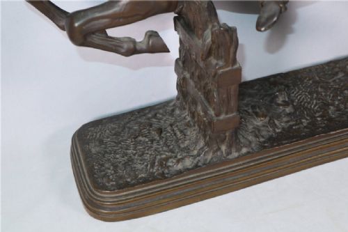 MAGNIFICENT FRENCH ANTIQUE 1865 BRONZE OF A STEEPLECHASE HORSE JUMPING A FENCE ISIDORE JULES BONHEUR - ADDITIONAL PHOTO 3