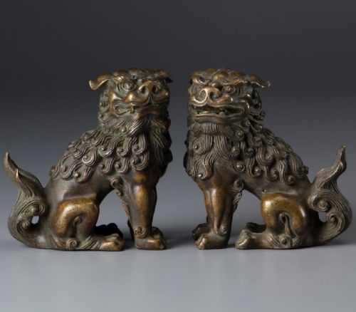 rare japanese antique late 19thc pair of small bronze guardian lions - CATEGORY: ANTIQUE SCULPTURES - DATED 19TH CENTURY