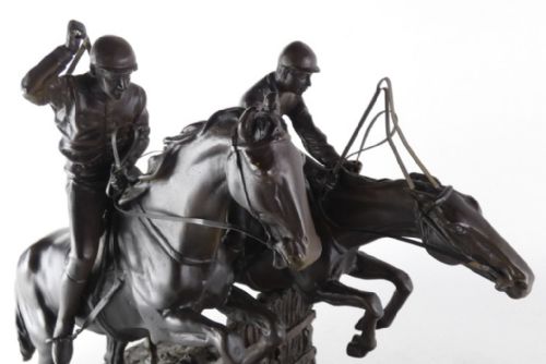 MAGNIFICENT FRENCH ANTIQUE BRONZE OF TWO HURDLING HORSES AFTER ISIDORE JULES BONHEUR - ADDITIONAL PHOTO 9