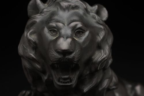 EXQUISITE JAPANESE MEIJI EARLY 20THC BRONZE LION SCULPTURE KAYSUYAMA - ADDITIONAL PHOTO 1
