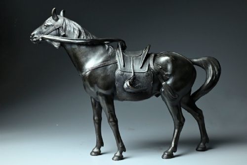 SUPERB JAPANESE MEIJI LATE 19THC BRONZE OKIMONO OF SHOGUNS HORSE MARUKI COMPANY - ADDITIONAL PHOTO 1