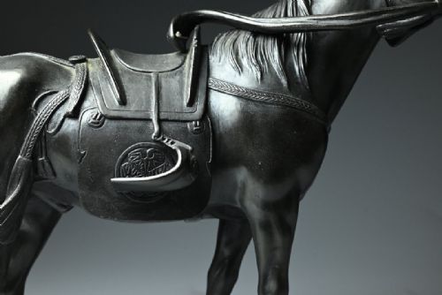 SUPERB JAPANESE MEIJI LATE 19THC BRONZE OKIMONO OF SHOGUNS HORSE MARUKI COMPANY - ADDITIONAL PHOTO 7