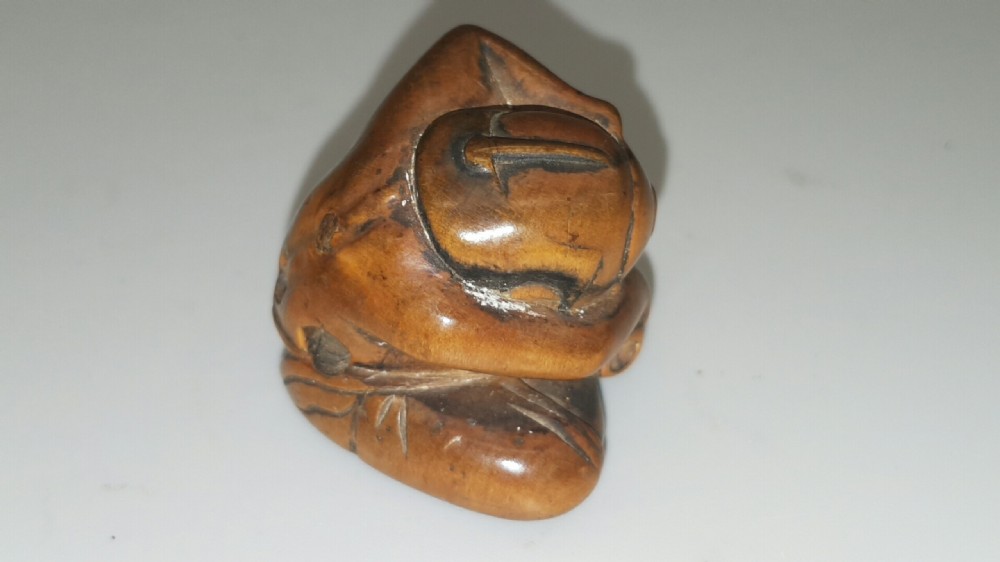 Japanese Meiji Boxwood Netsuke of Sake Drinker, Unisigned  View II