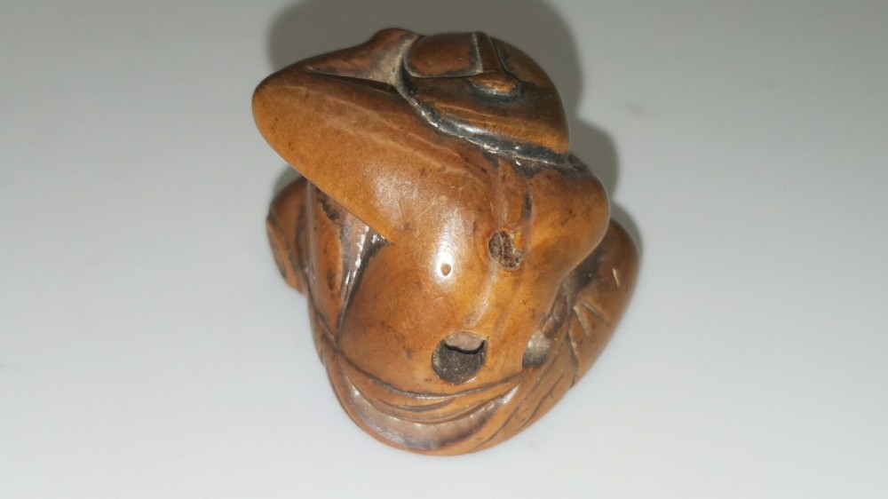 Japanese Meiji Boxwood Netsuke of Sake Drinker, Unisigned  View III