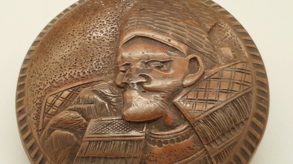 Rare Japanese Meiji Boxwood Manju Netsuke of Samurai, Unsigned View II