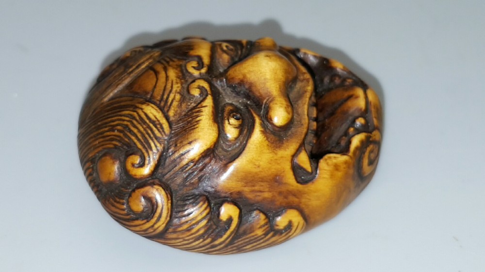 Striking Antique Meiji Japanese Boxwood Mask Netsuke, Unsigned View II