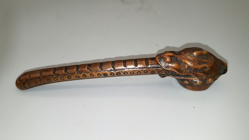 Antique Japanese Bronze Yatate in the Form of Dragon with a Long Tongue View II