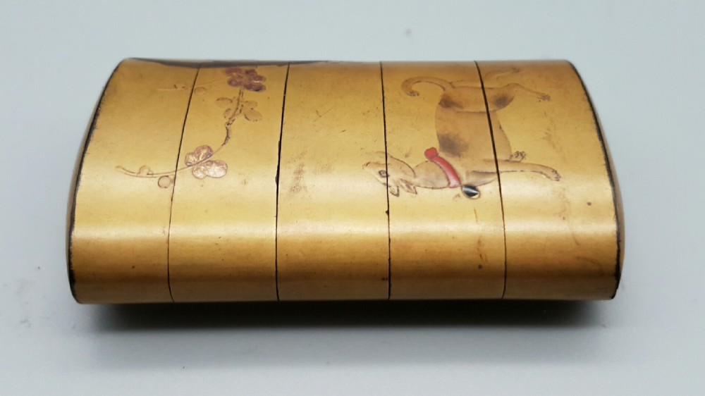 Japanese Edo (19thC) Lacquer Inro Depicting Falconry and Hunting Dog View V