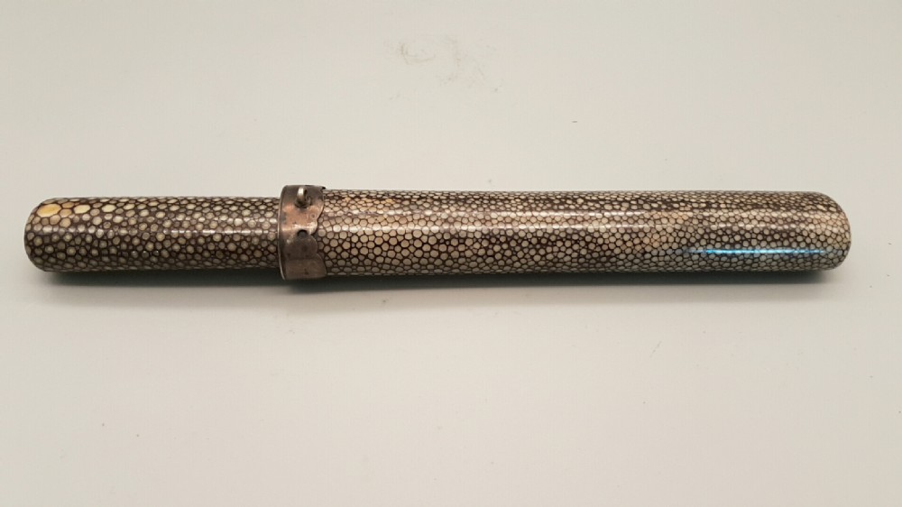 Rare Japanese Meiji (19thC) Shagreen Pipecase View III