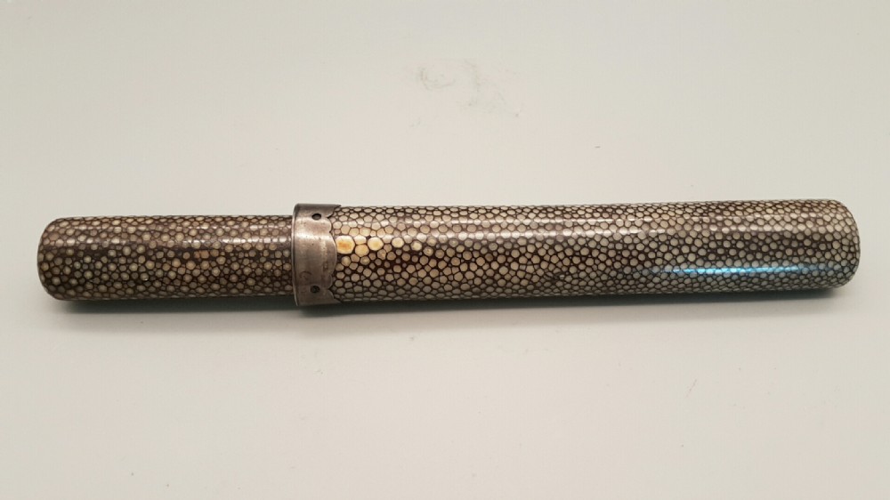 Rare Japanese Meiji (19thC) Shagreen Pipecase View V