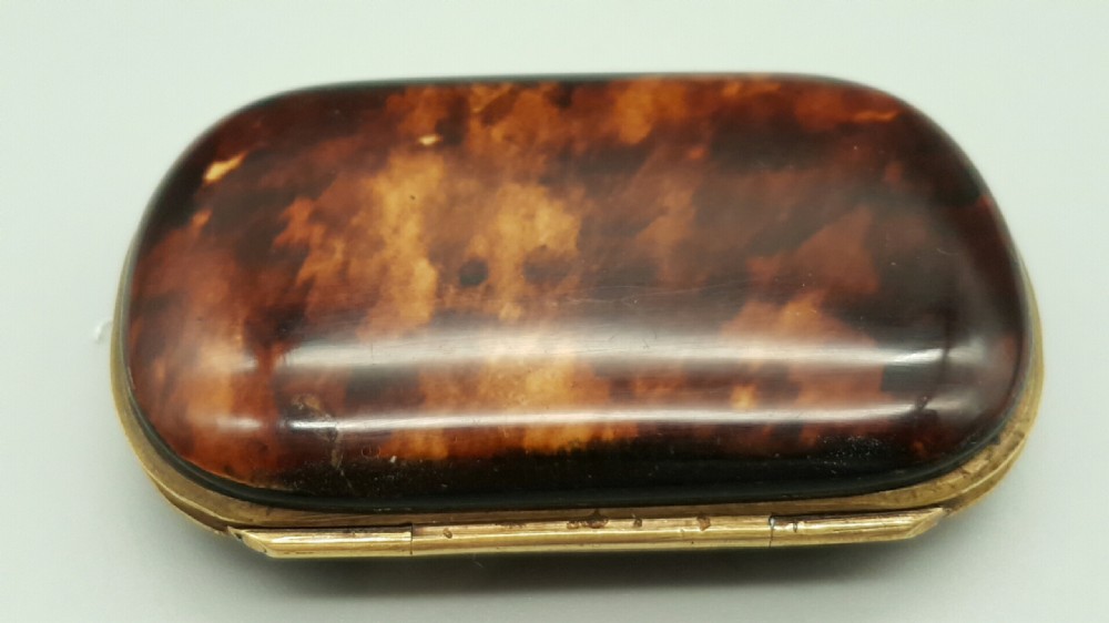 Superb Antique Tortoiseshell Purse with Inlaid Gold and Silver Decoration View IV