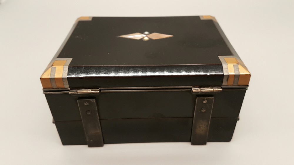 Attractive Japanese Art Deco Black Lacquer Jewellery Casket View III