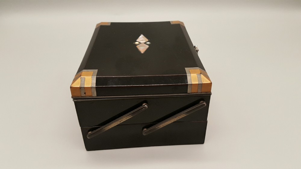 Attractive Japanese Art Deco Black Lacquer Jewellery Casket View V