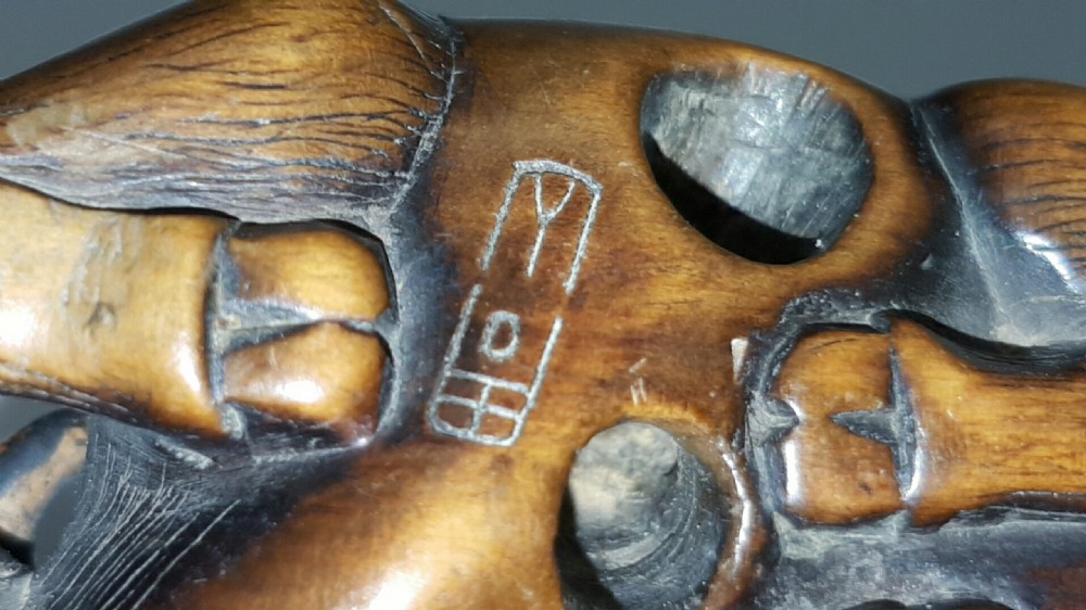 Striking Japanese Edo (18thC) Boxwood Ox Netsuke by Nagamachi Zhoushan View V