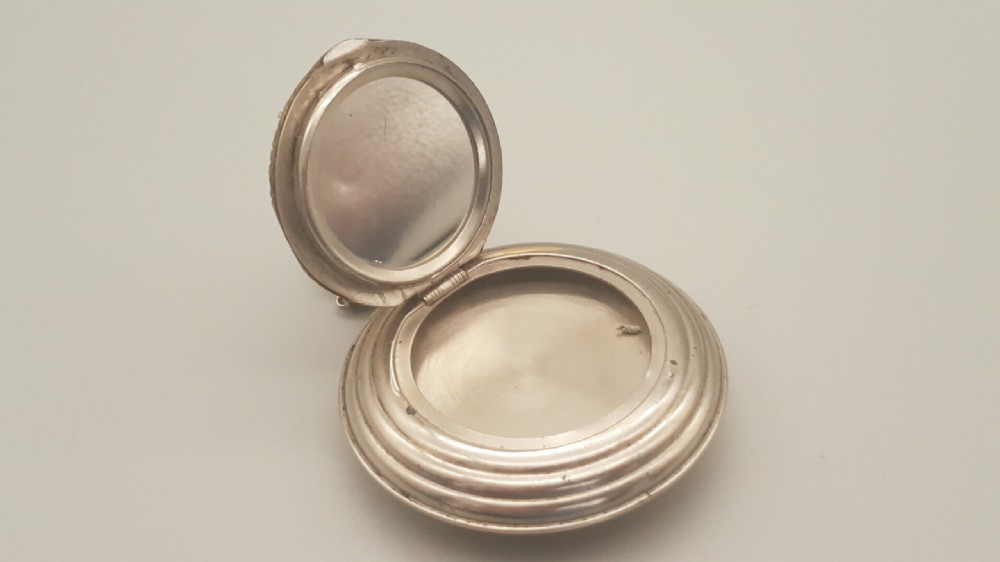 Rare Victorian Shagreen Combination Powder Compact & Perfume Bottle View III