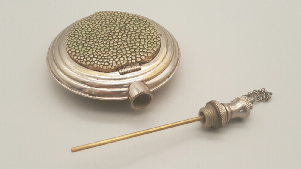 Rare Victorian Shagreen Combination Powder Compact & Perfume Bottle View IV