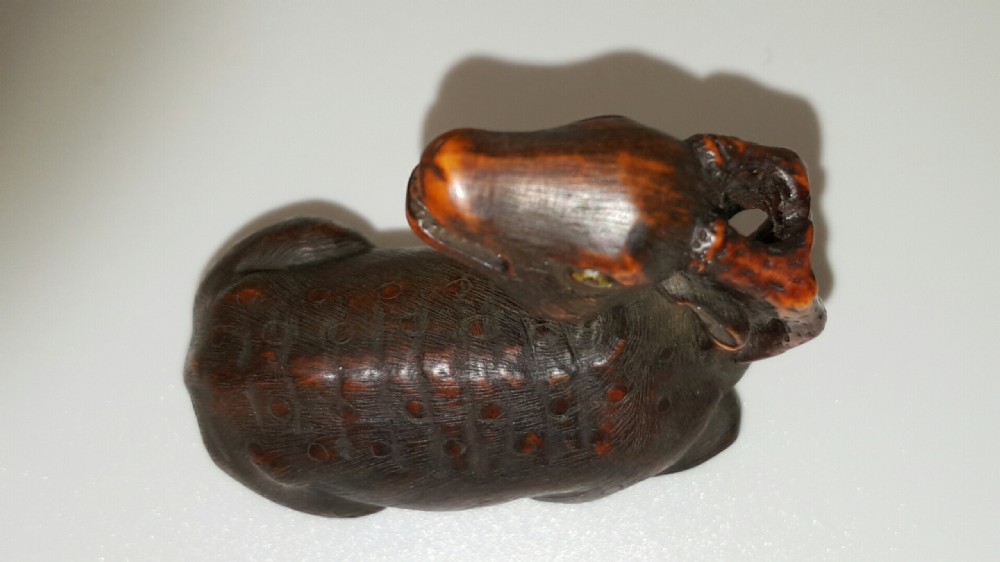 Superb Japanese Meiji Boxwood Netsuke of a Reclining Stag, Unsigned View V