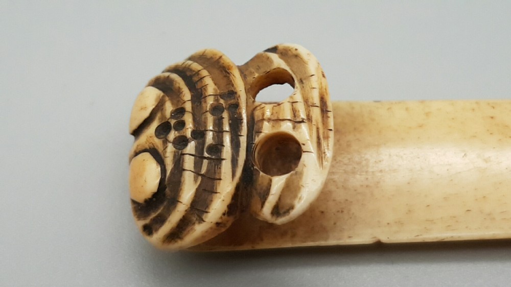 Japanese Meiji (19thC) Stag Antler Sashi Netsuke with Reishi Mushroom Crest View III