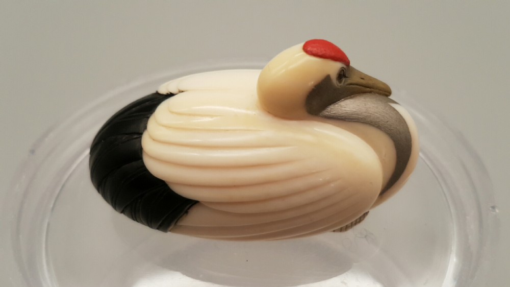 Beautiful Japanese Meiji (19thC) Ivory Lacquered Netsuke of Red-Crowned Crane signed Shingetsu View II