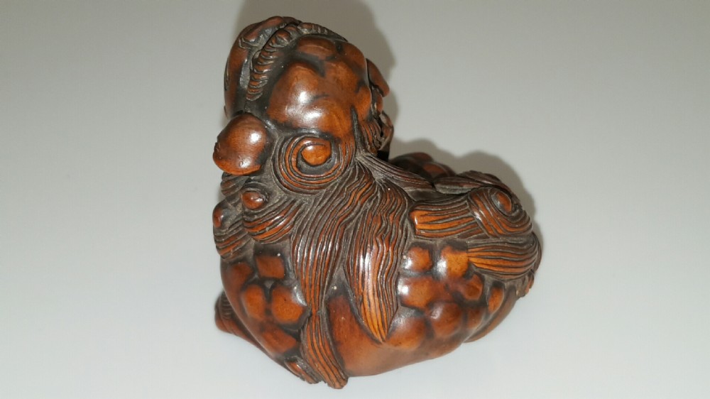 Superb Japanese Edo (19thC) Boxwood Netsuke of a Karashishi  View III
