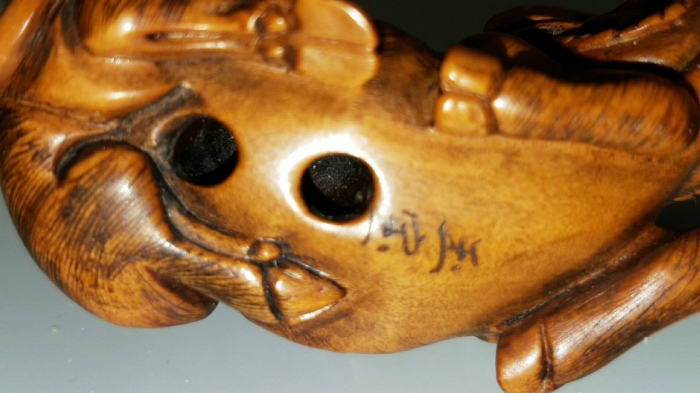 Japanese Meiji (early 20thC) Boxwood Netsuke of Reclining Ox  View V