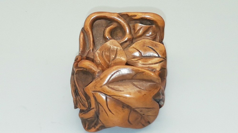 Rare Japanese Edo (mid 19thC) Boxwood/Treen Netsuke of a Traditional Japanese Pillow (Takamakura)  View IV