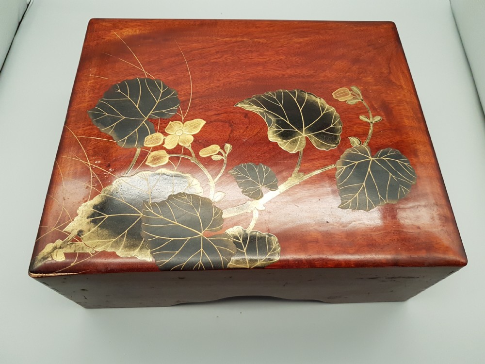 Beautiful Vintage Japanese Wooden Stationery Box with Lacquer Leaf Decoration