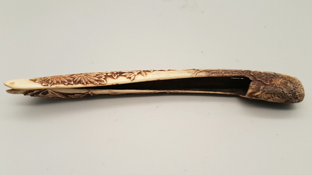 Two Japanese Edo (mid 19thC) Stag Antler Pipecases (Kiseruzutsu) and Pipe View III
